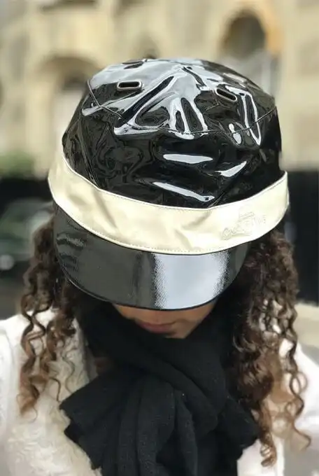 Casqu’En Ville Malabar Black Vinyl Casqu’En Ville Malabar Black Vinyl