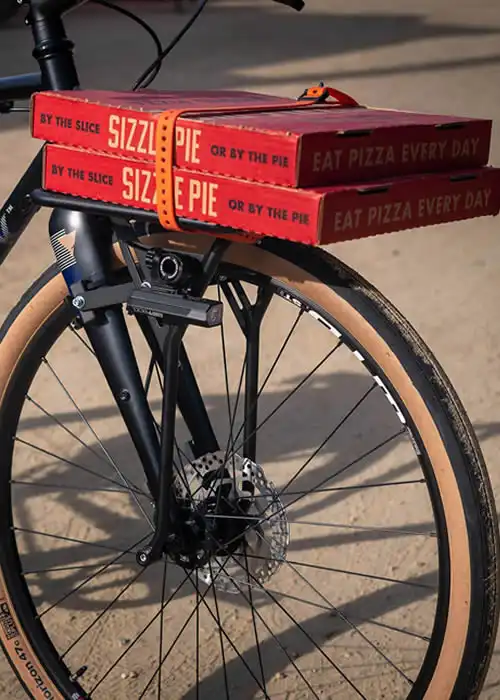 Old Man Mountain Pizza Rack portabultos delantero para bikepacking o ciudad